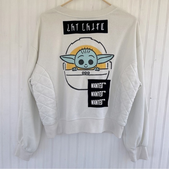 Disney Store Grogu Ladies' Cream Sweatshirt Star Wars The Mandalorian Size LARGE - Picture 4 of 10